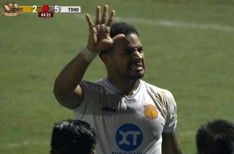 Bàn tay nhỏ cũng là cách gọi phổ biến khi cầu thủ ghi 5 bàn/trận