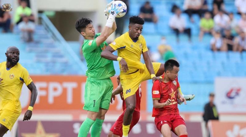Cuộc chiến trụ hạng V-League