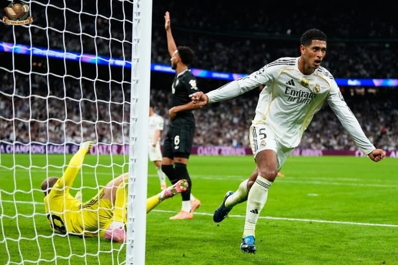 Jude Bellingham là tiêu biểu cho vị trí AM trong bóng đá hiện đại